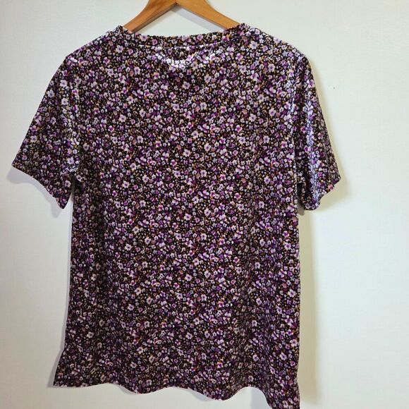 LIKE NEW OLD NAVY VELVETY DITSY FLORAL TEE SIZE M - Picture 2 of 15